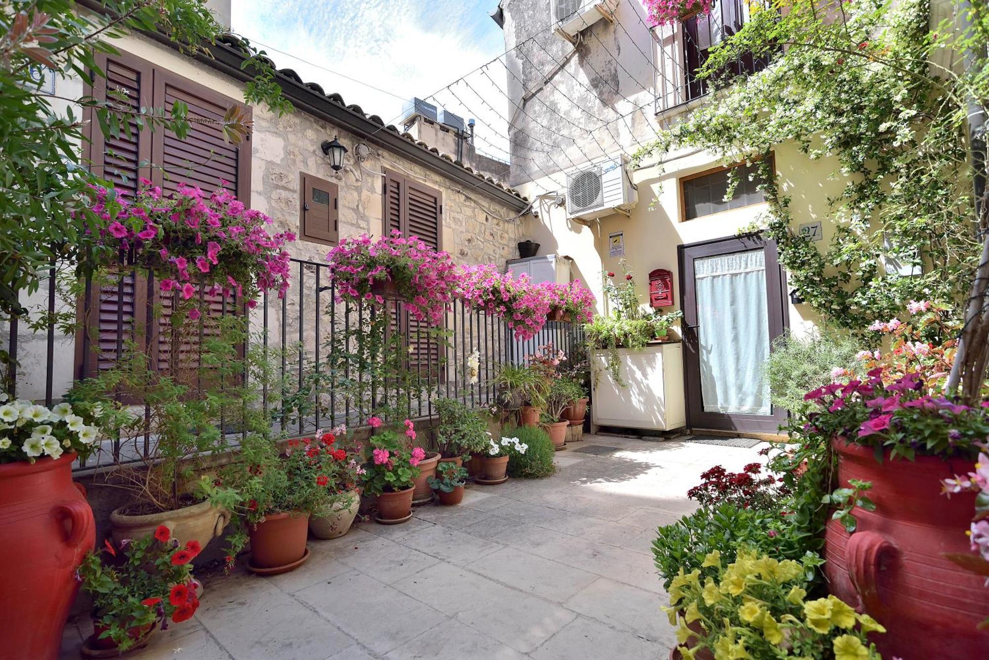 Case Del Vicolo Stretto Modica Exteriör bild